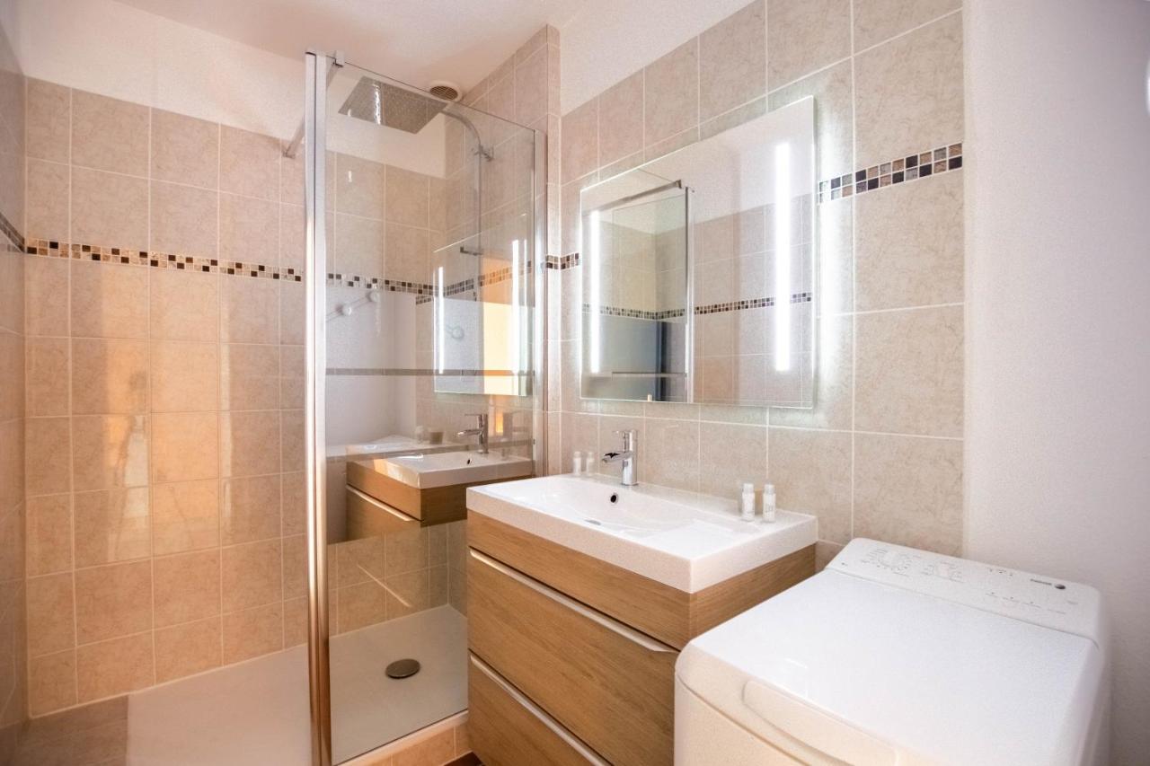 קורסיי-סור-מר Appartement, Duplex A 500M De La Mer Avec Balcon מראה חיצוני תמונה