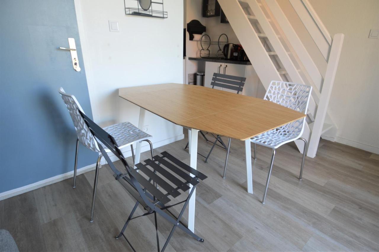קורסיי-סור-מר Appartement, Duplex A 500M De La Mer Avec Balcon מראה חיצוני תמונה