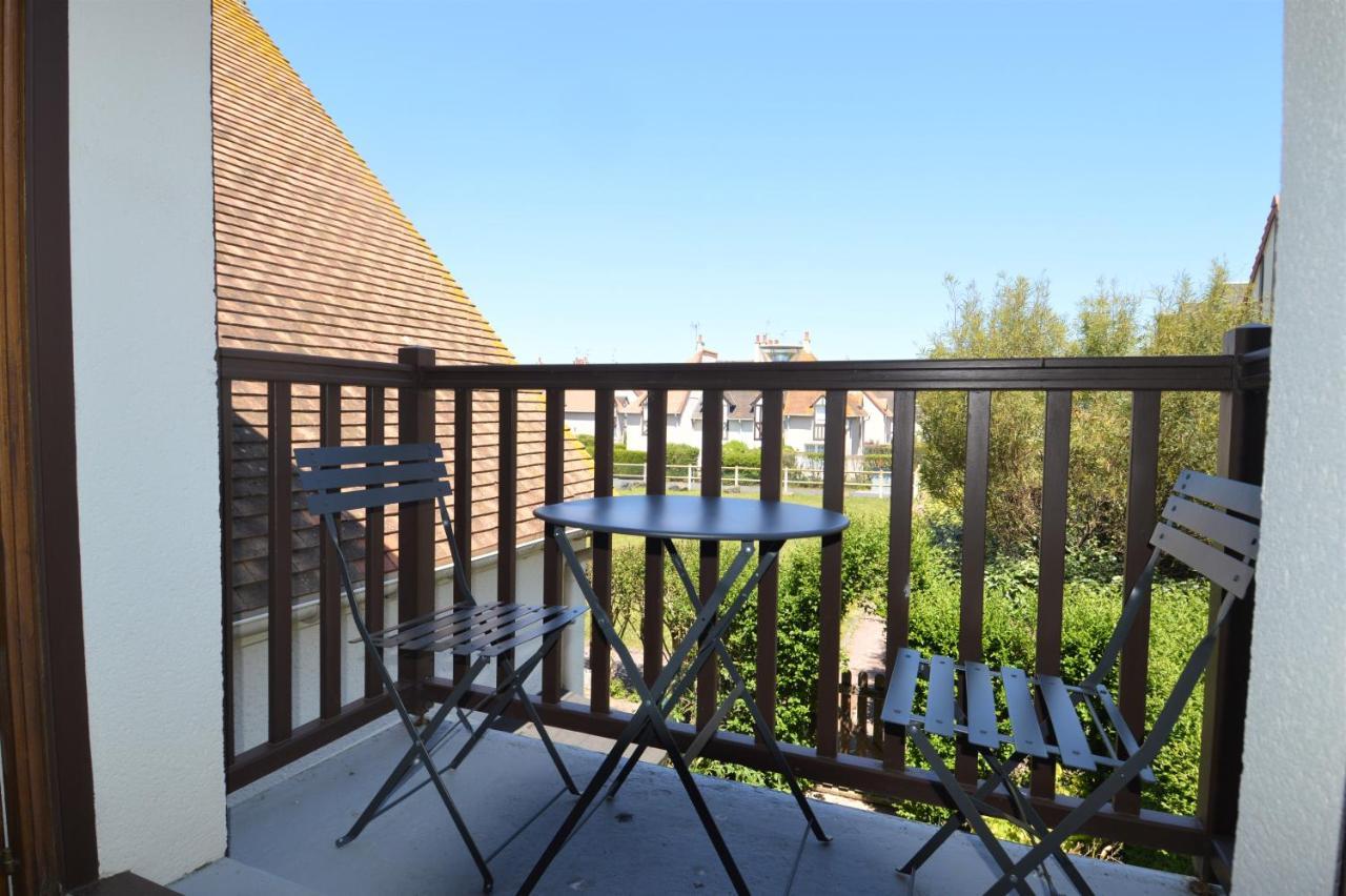 קורסיי-סור-מר Appartement, Duplex A 500M De La Mer Avec Balcon מראה חיצוני תמונה