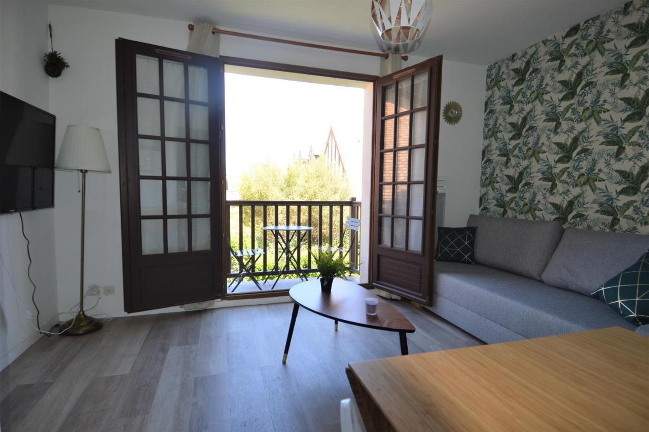 קורסיי-סור-מר Appartement, Duplex A 500M De La Mer Avec Balcon מראה חיצוני תמונה